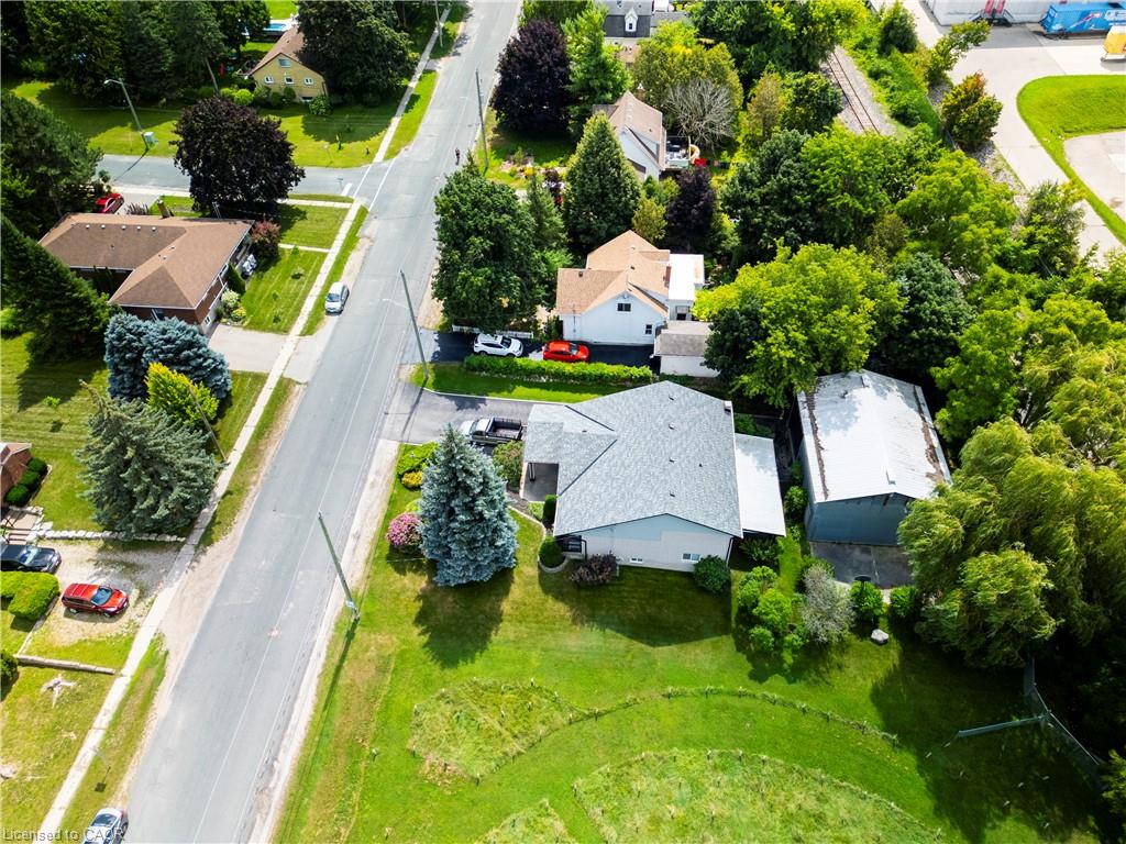 108 Queensway Drive, St. Jacobs ON N3B 2T5