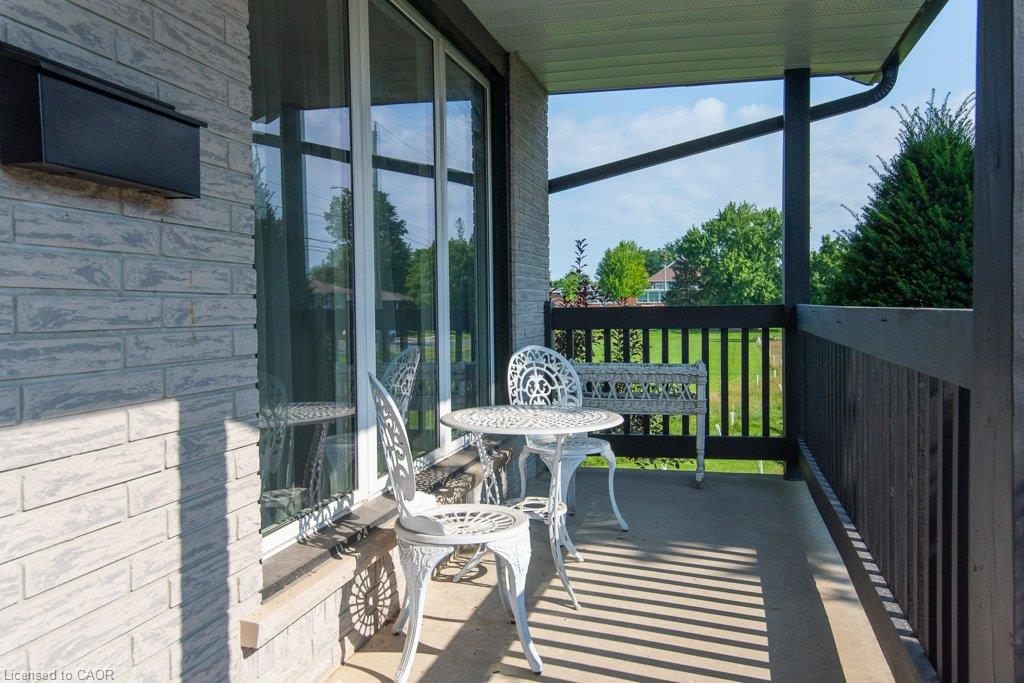 108 Queensway Drive, St. Jacobs ON N3B 2T5