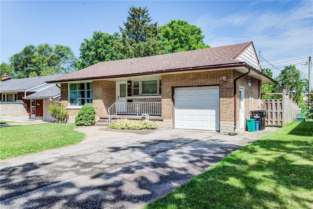 139 Elgin Crescent, Waterloo ON N2J 2S5