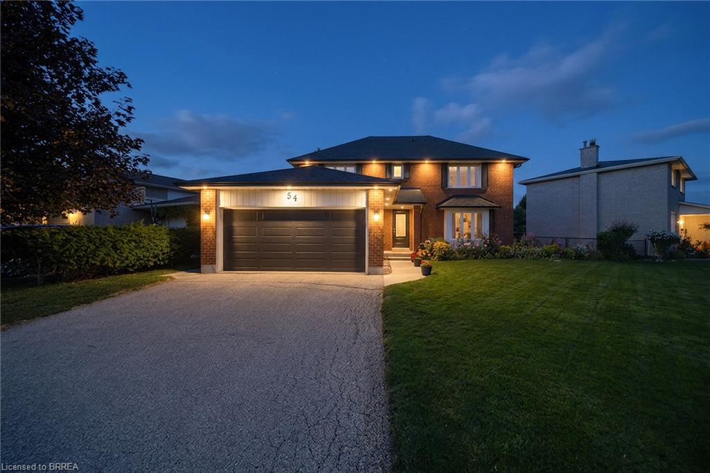 54 Dante Crescent, Brantford ON N3P 1B8