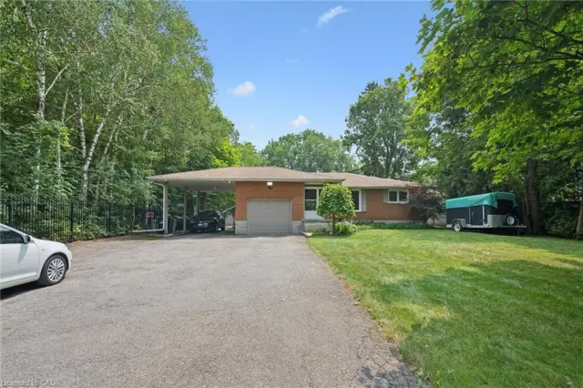 410 Avenue Road, Cambridge ON N1R 5S4