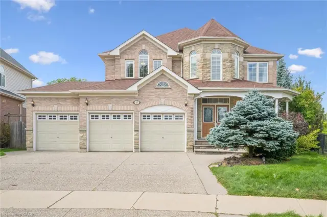 517 Topper Woods Crescent, Kitchener ON N2P 2Y4