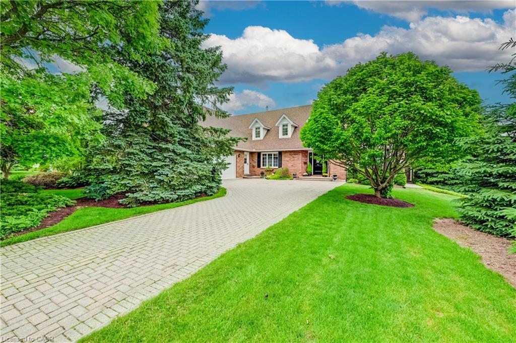 11 Lorraine Drive, Linwood ON N0B 2A0