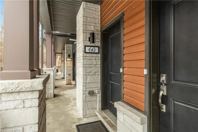 60-2 Willow Street, Paris ON N3L 0K7