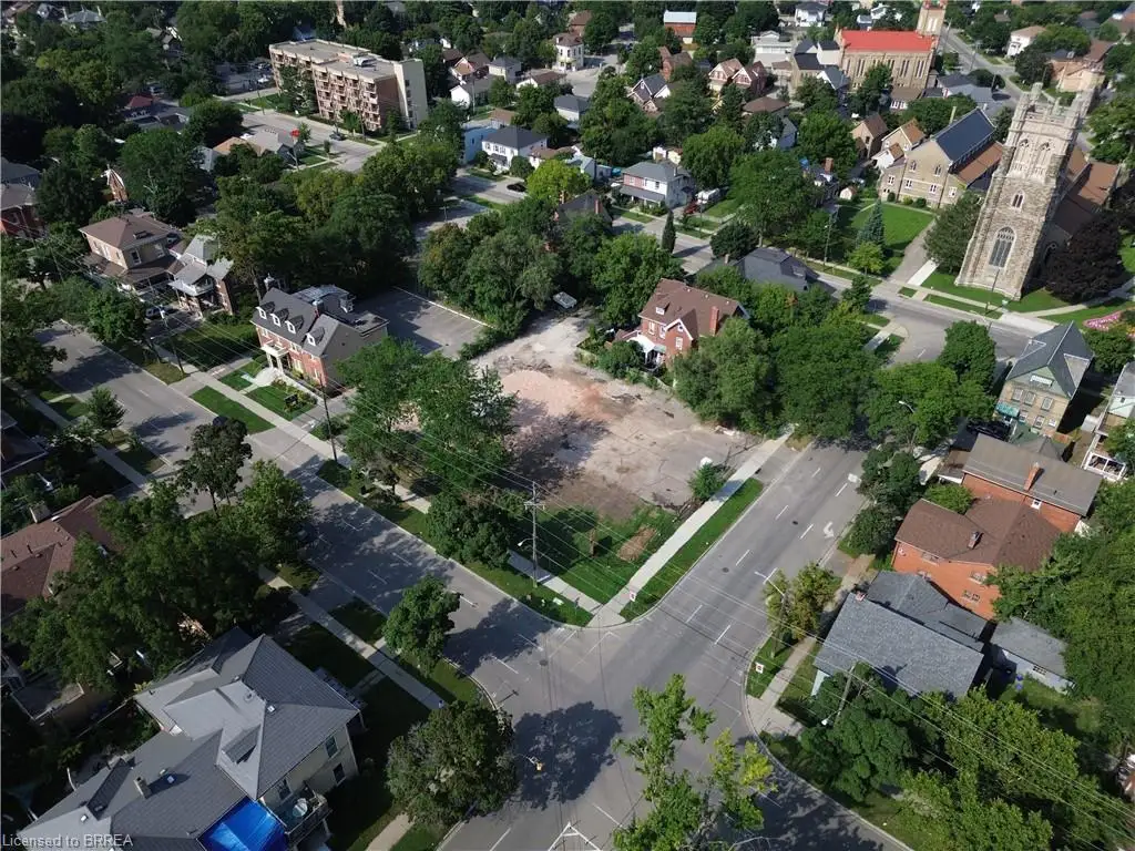 25 William Street, Brantford ON N3T 3K4