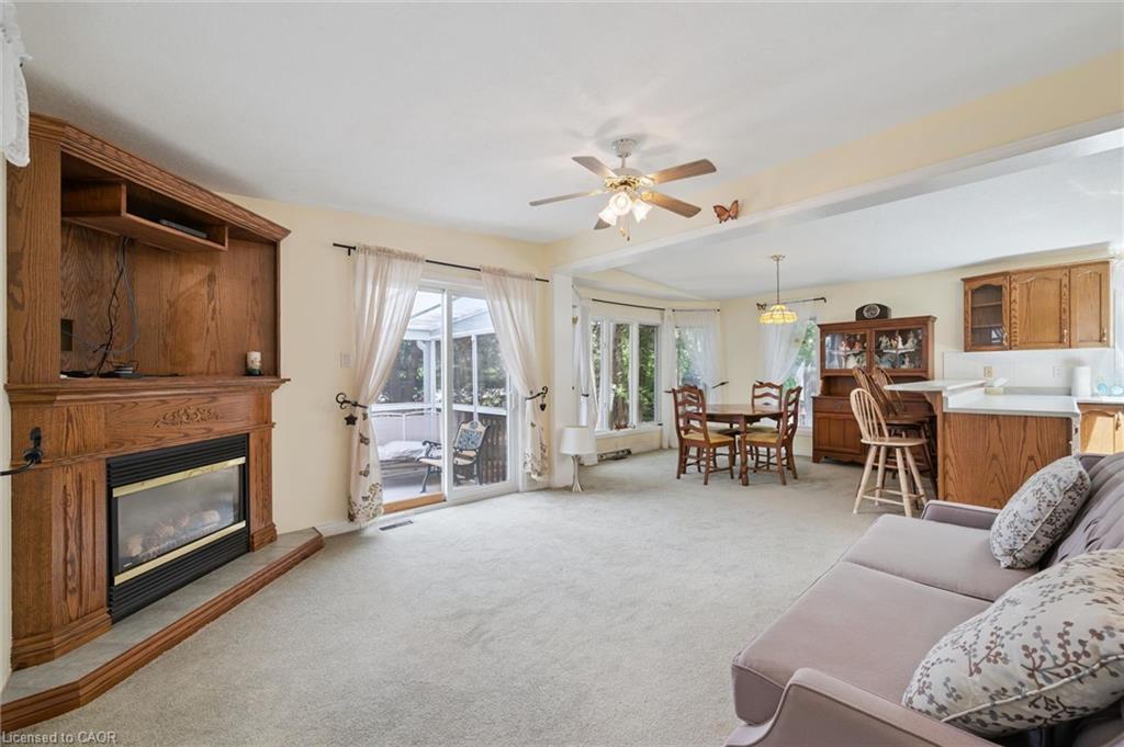 4 Spruce Avenue, Puslinch ON N1H 6H9