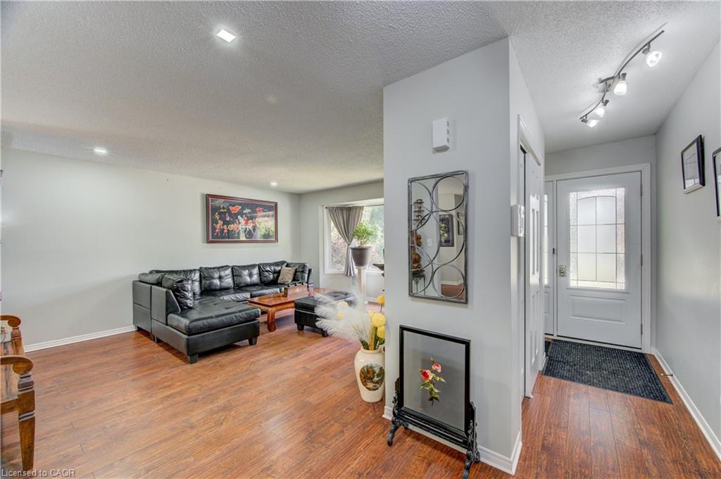 95 Allen Street, Tillsonburg ON N4G 4V8