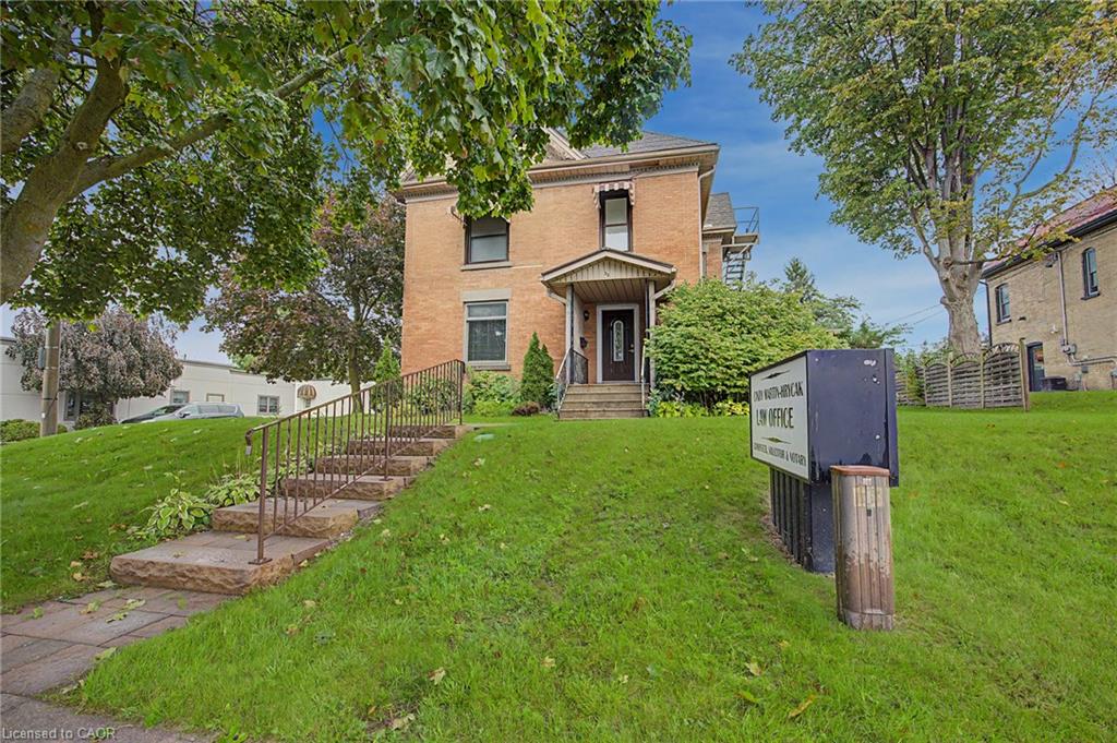 22 Harvey Street, Tillsonburg ON N4G 3J6