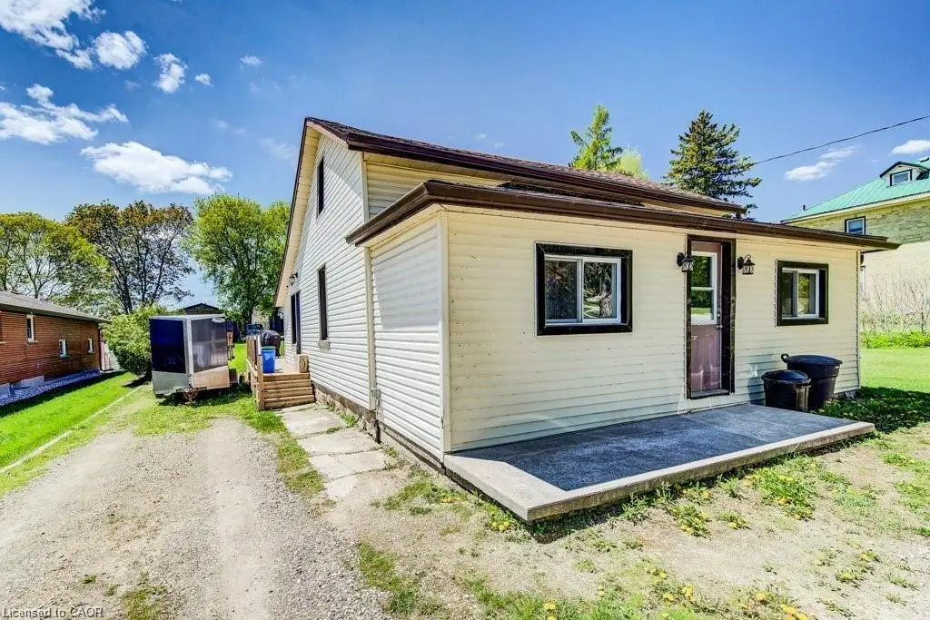 21 Main Street W, Drayton ON N0G 1P0
