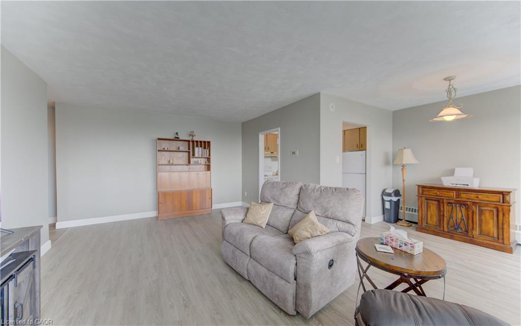 403-24 Midland Drive, Kitchener ON N2A 2A8