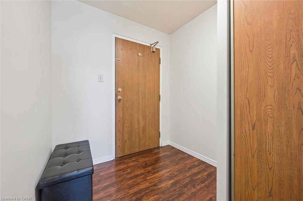 1410-35 Green Valley Drive, Kitchener ON N2P 2A5
