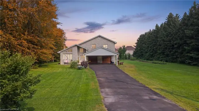 104 Sideroad 18, Fergus ON N1M 2W3