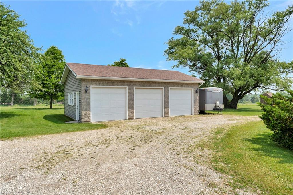325 Ellis Avenue, Mount Pleasant ON N3T 5L5