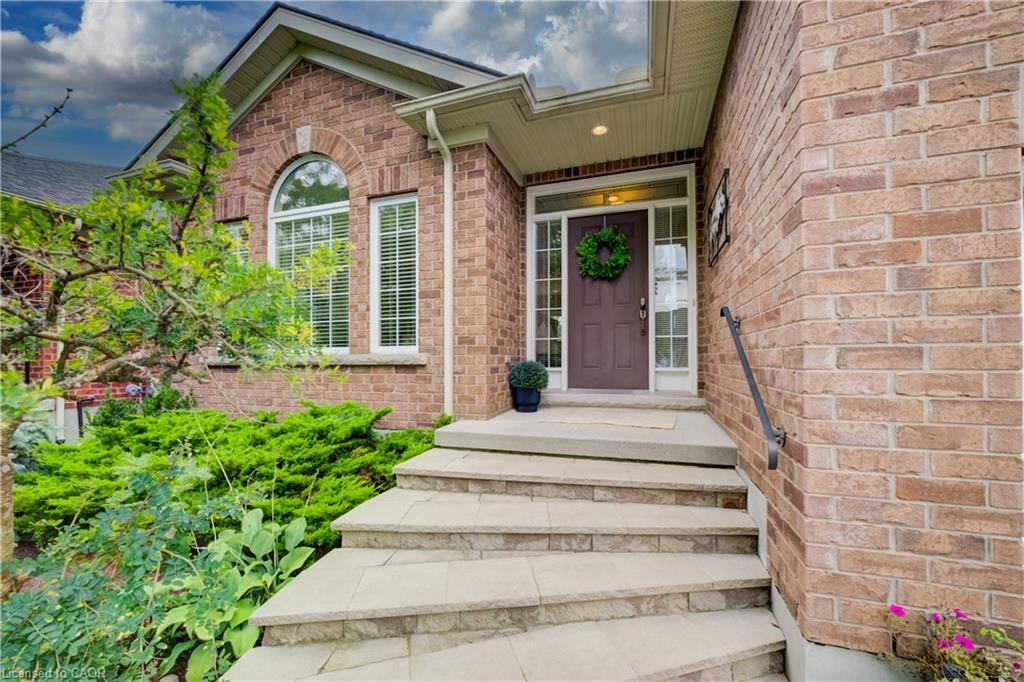 25 Thimbleberry Crossing, New Hamburg ON N3A 4P4