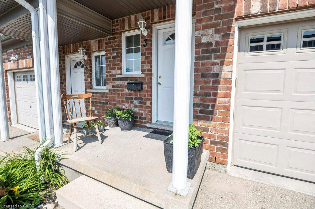 3-975 Strasburg Road, Kitchener ON N2E 0A8