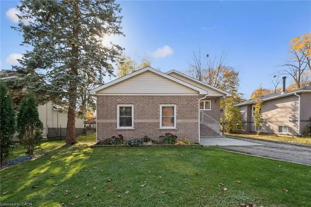 161 Cameron Street, Fergus ON N1M 2E9