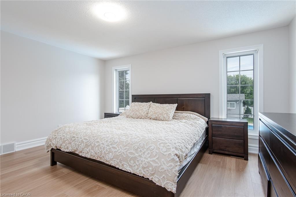 112 Michener Crescent, Kitchener ON N2A 3T8