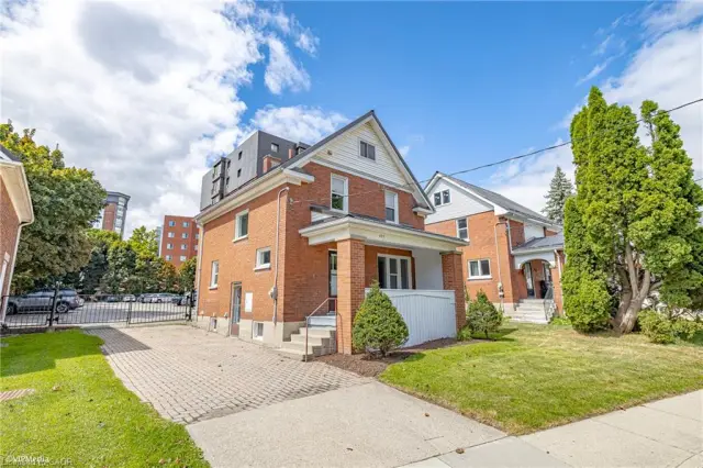 175 Regina Street N, Waterloo ON N2J 3B4