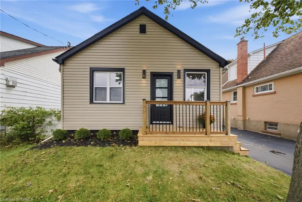77 Abigail Avenue, Brantford ON N3R 4S4
