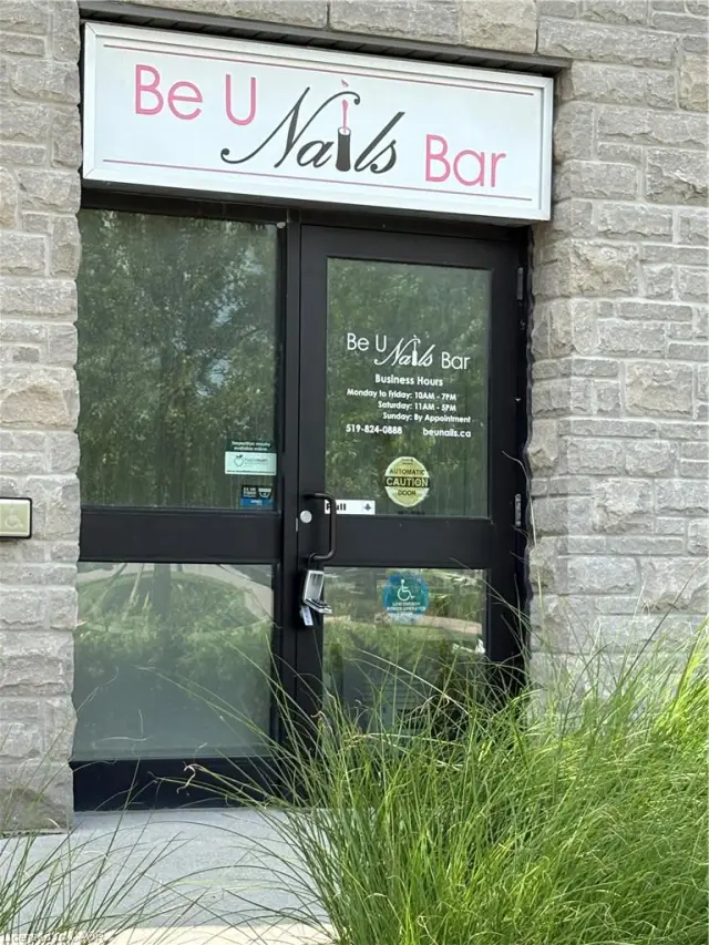 101-64 Frederick Drive, Guelph ON N1L 0P3
