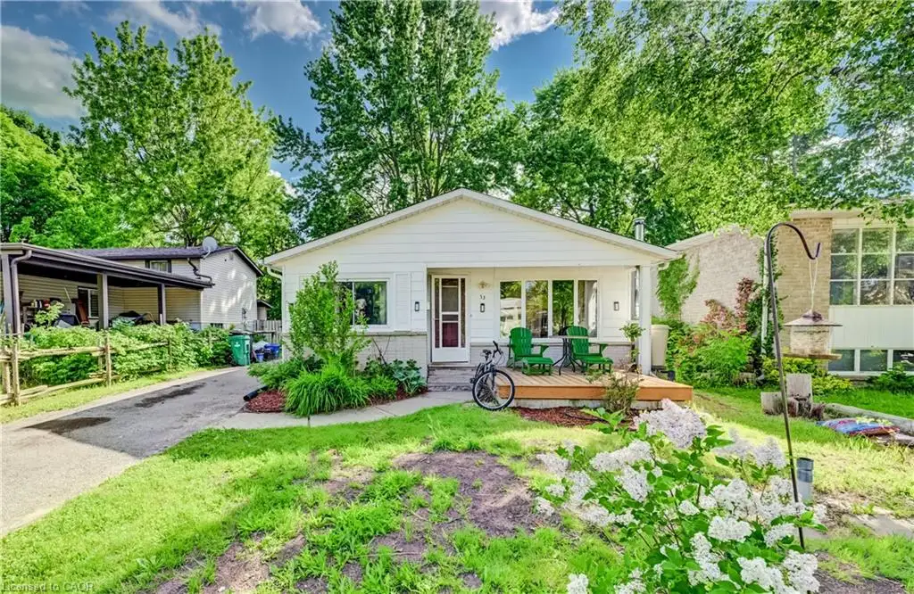 53 Helene Crescent, Waterloo ON N2L 5B6