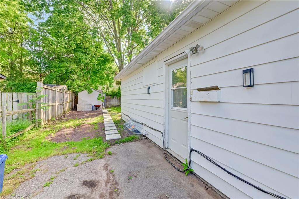 53 Helene Crescent, Waterloo ON N2L 5B6
