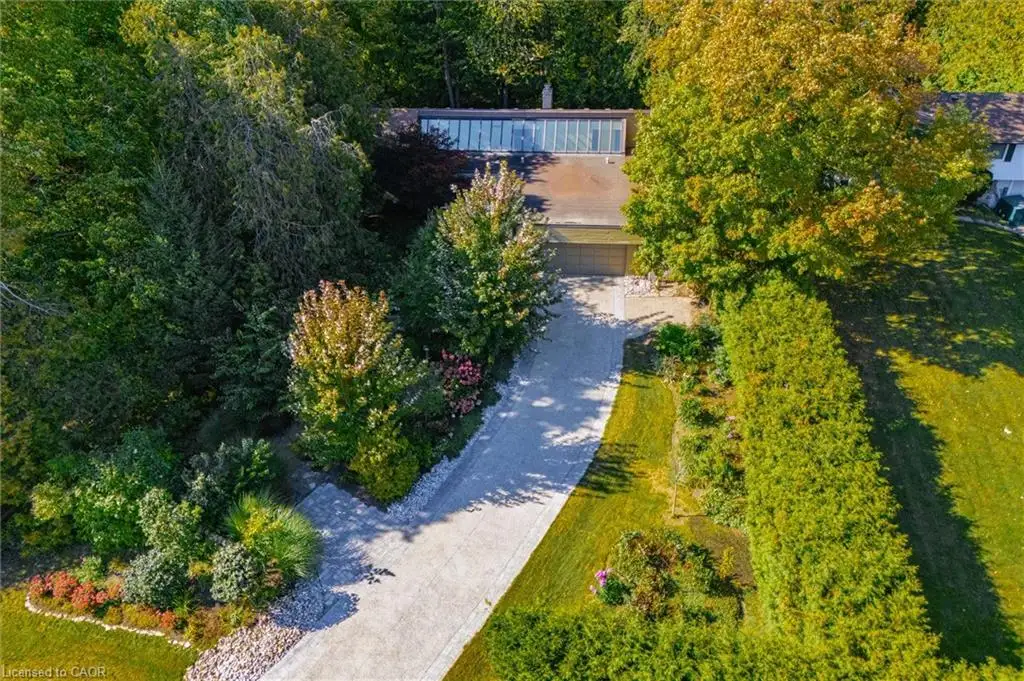 168 South River Road, Elora ON N0B 1S0