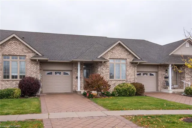 11-44 Livingston Boulevard, Baden ON N3A 4M7