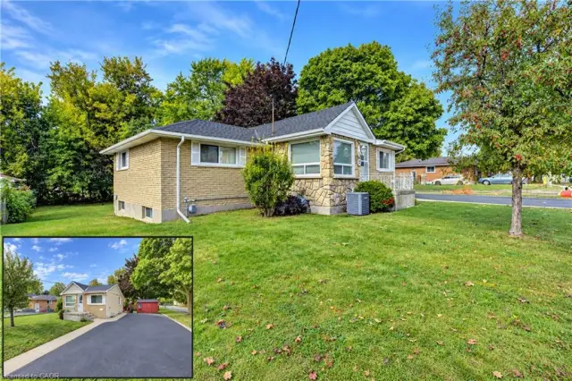 22 Pretoria Road, Cambridge ON N1R 5C4
