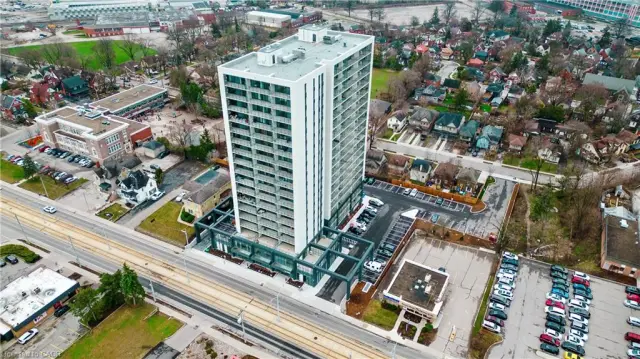 1807-741 King Street W, Kitchener ON N2G 1E5
