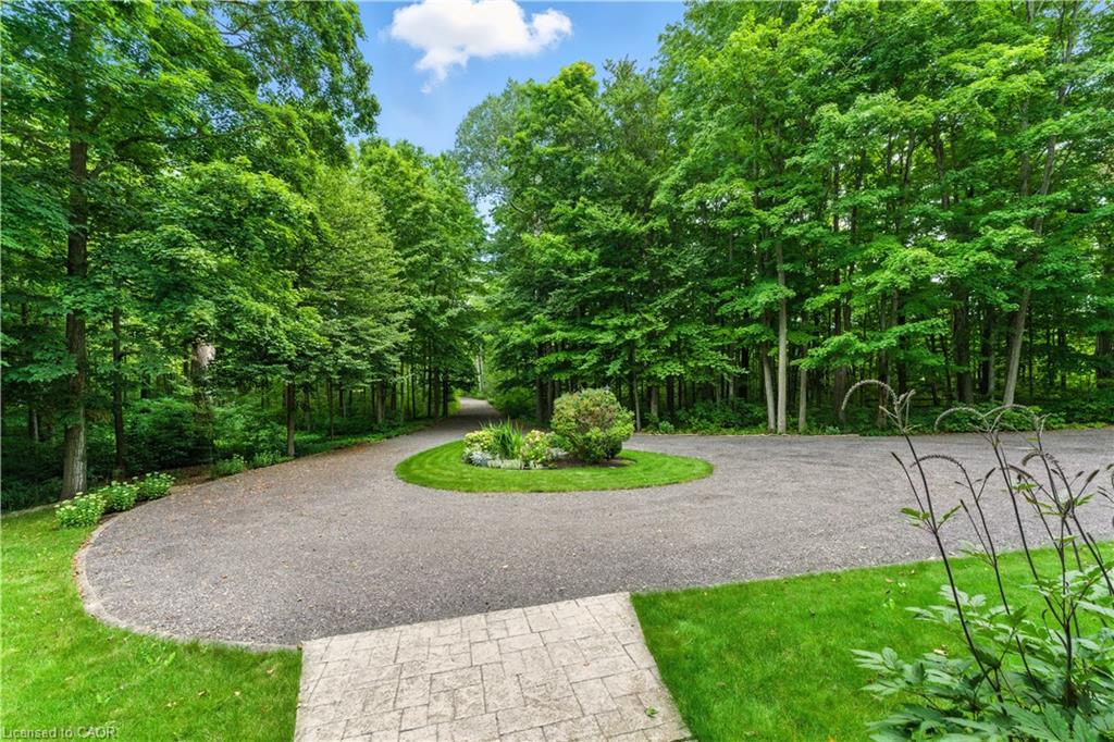 8036 Wellington Rd 7, Moorefield ON N0G 2K0