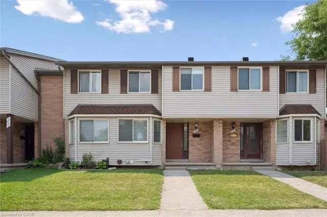 2-750 Erinbrook Drive, Kitchener ON N2E 2S7