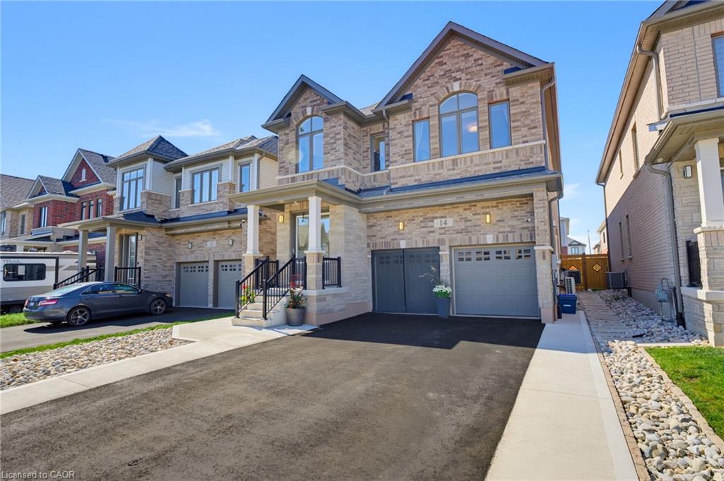 14 Rustic Oak Trail, Ayr ON N0B 1E0