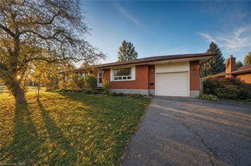 88 Sunnylea Crescent, Guelph ON N1E 1W4