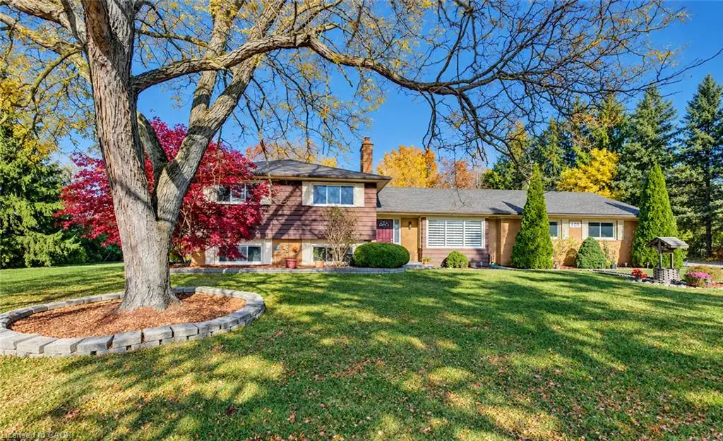 499 East River Road, Glen Morris ON N0B 1W0