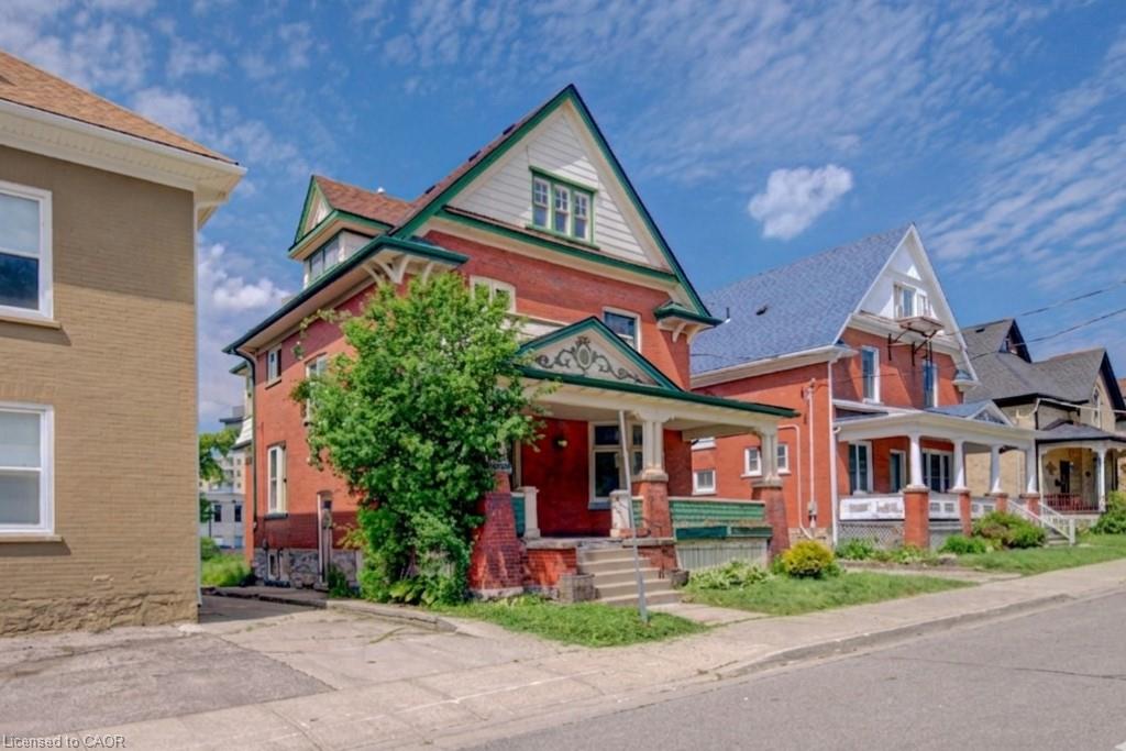 59 Irvin Street, Kitchener ON N2H 1K7