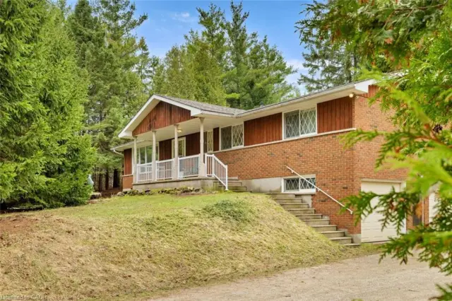4620 Sideroad 20 N Road, Puslinch ON N1H 6J3