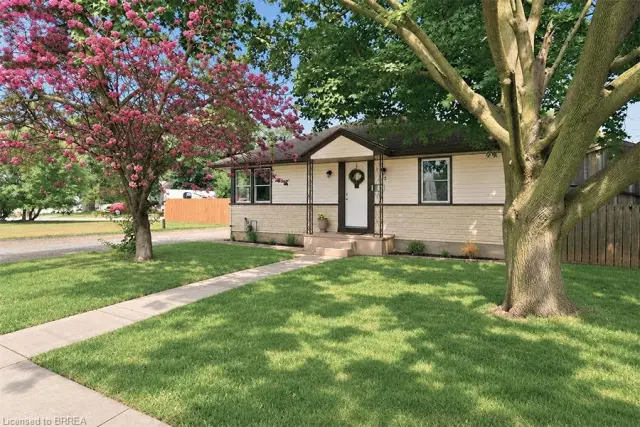 27 Frank Street, Brantford ON N3T 5C8