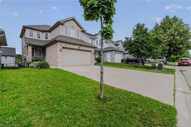 524 Ontario Street, Woodstock ON N4V 1H2
