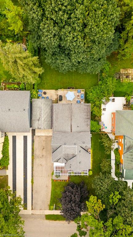 9 Park Avenue W, Elmira ON N3B 1K9