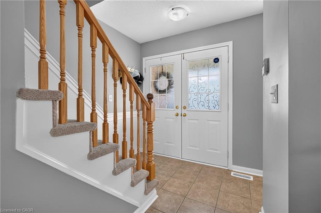139 Garth Massey Drive, Cambridge ON N1T 2G5