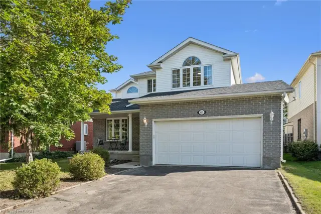 653 Rock Point Crescent, Waterloo ON N2V 2K4