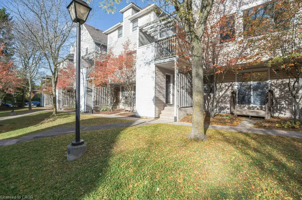 52-461 Beechwood Place, Waterloo ON N2T 1Y9