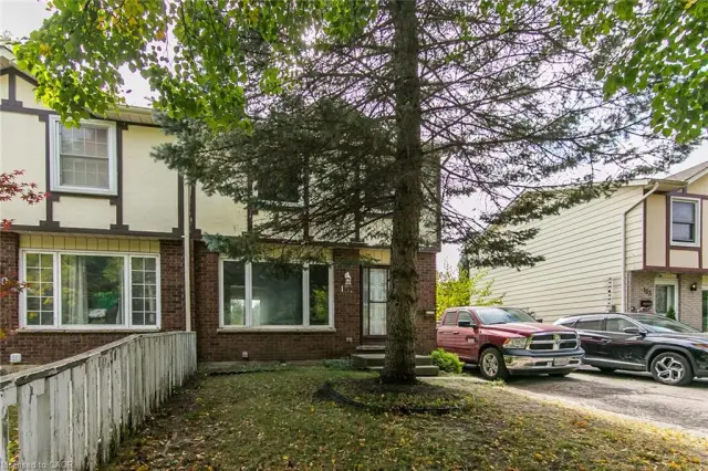 157 Old Carriage Drive, Kitchener ON N2P 1H5
