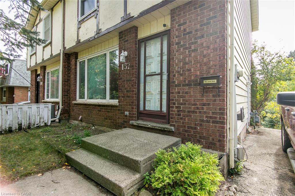 157 Old Carriage Drive, Kitchener ON N2P 1H5