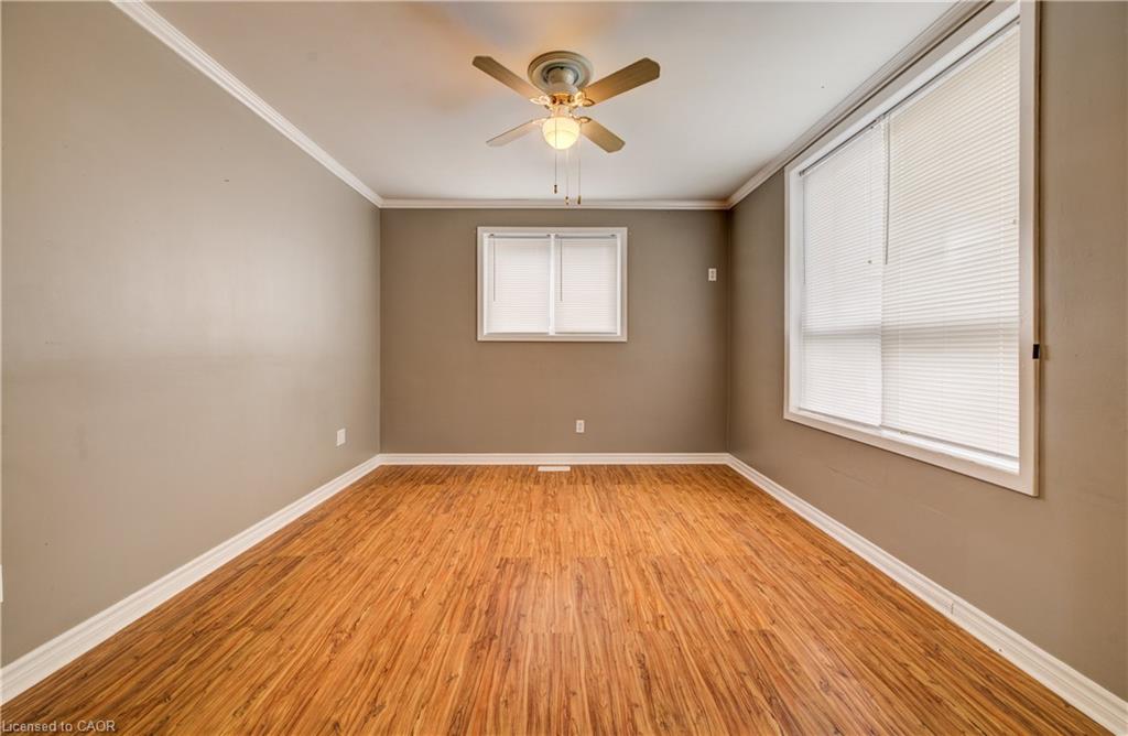 698 King Street W, Kitchener ON N2G 1E2