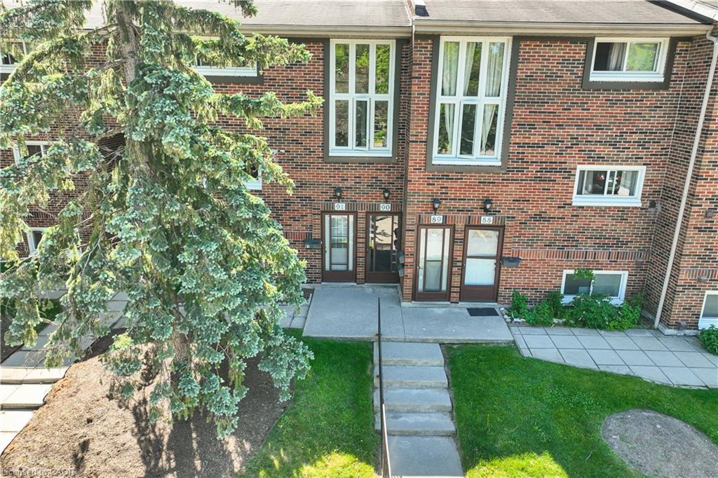 90-49 Rhonda Road, Guelph ON N1H 7A4