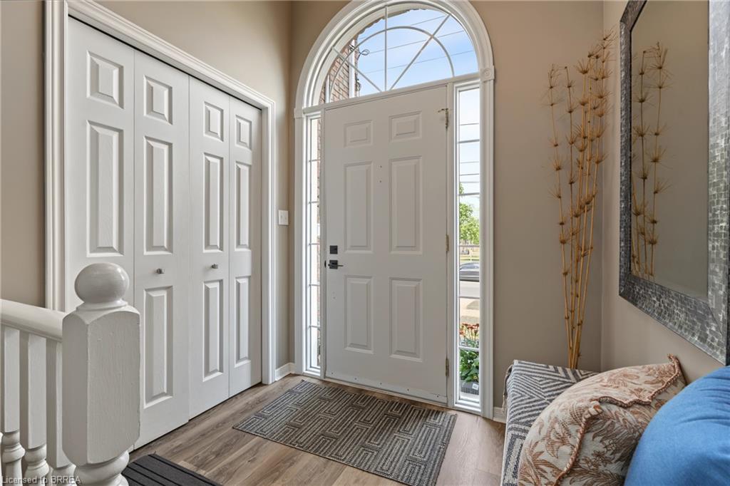 332 Grand River Avenue, Brantford ON N3T 4Y8