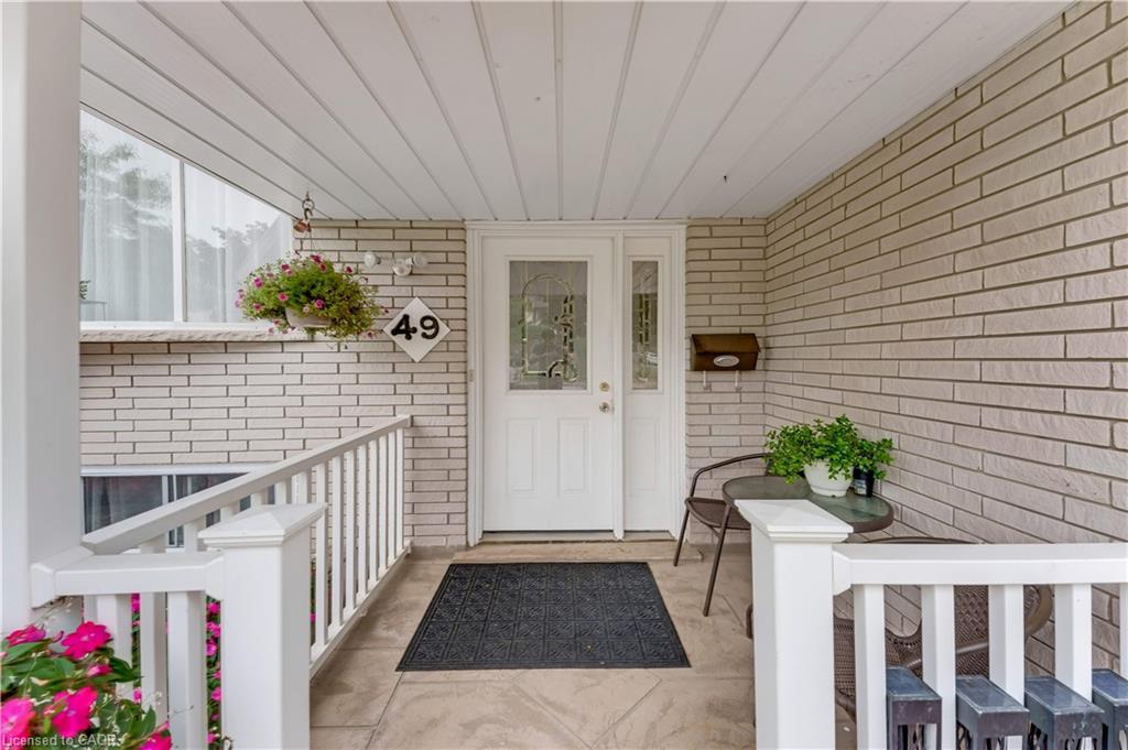 49 Carnaby Crescent, Kitchener ON N2A 1M6