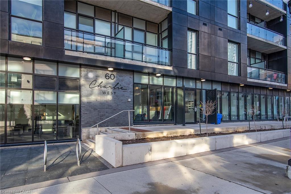 3104-60 Charles Street W, Kitchener ON N2G 0C9